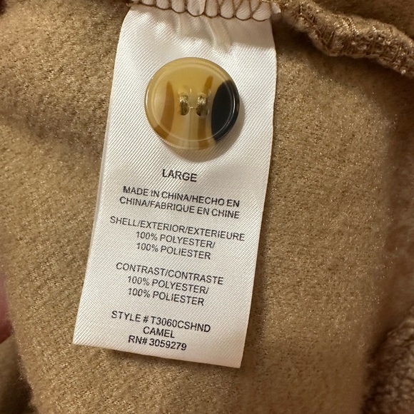 Thread & Supply High Pile Fleece Shacket Size Large - Picture 14 of 15